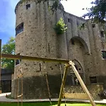 Chatelet De Barbencon